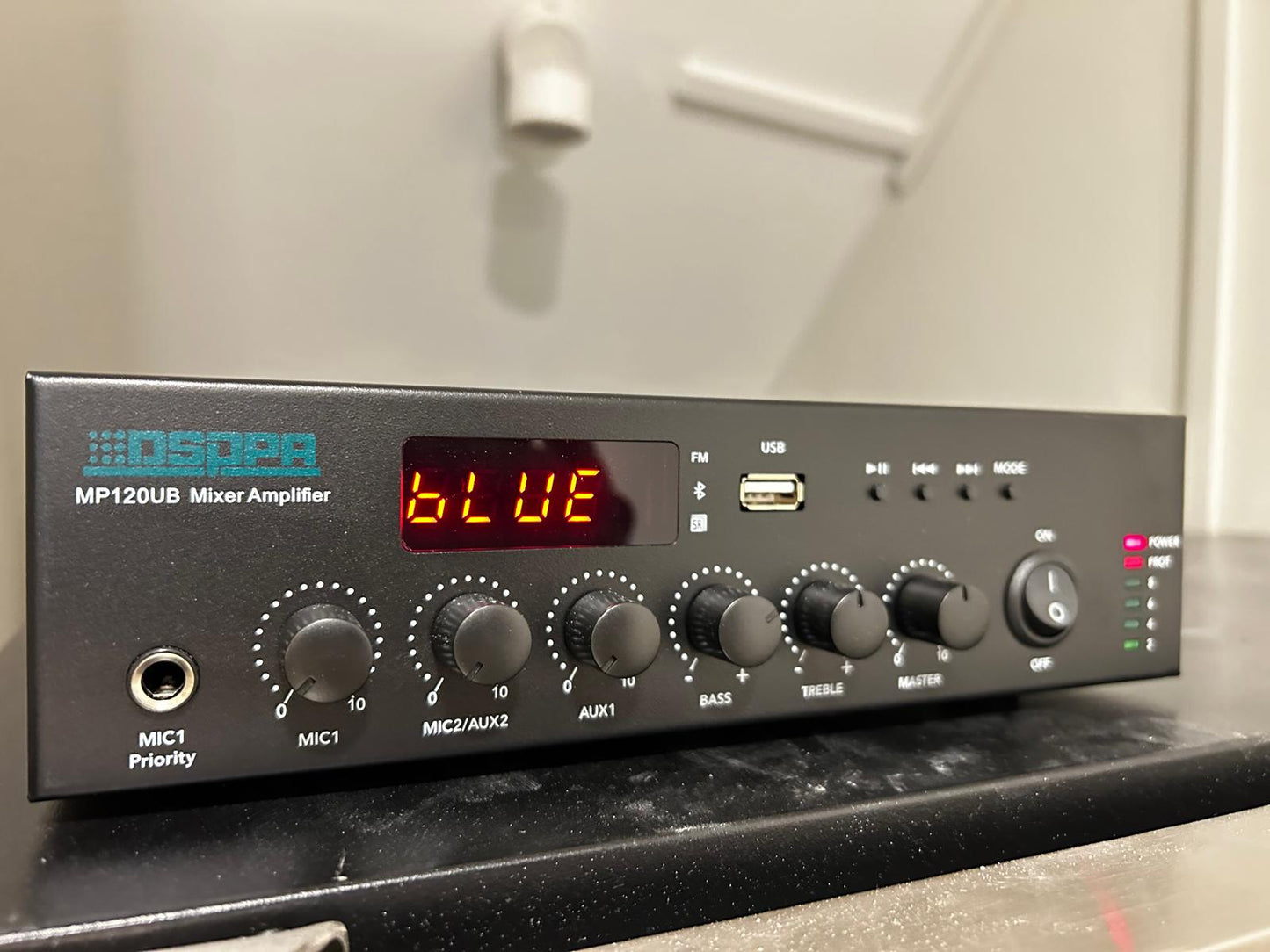 INSTALL Small Japanese Restaurant with ceiling speaker